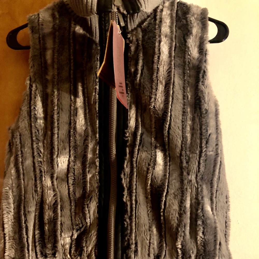 Vegan fur vest